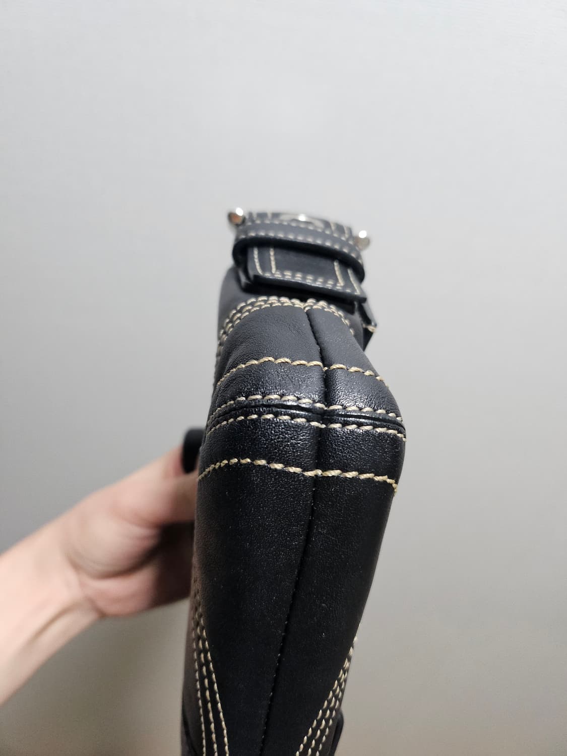 코치 버클 빈티지 숄더백 상품이미지10