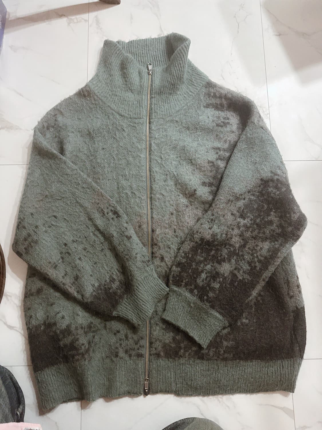 Hare 앱스트랙트 모헤어 가디건 상품이미지2