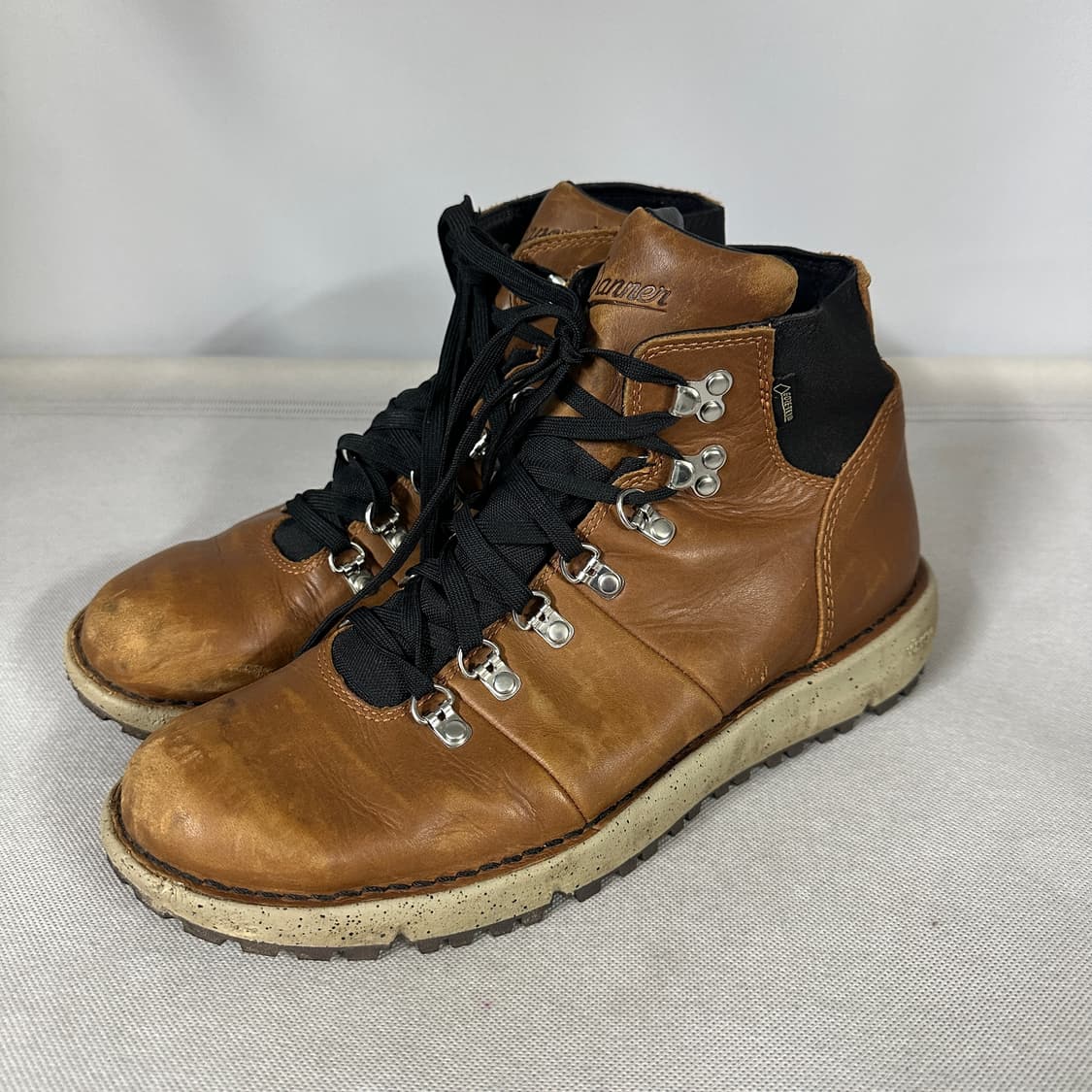 대너 Vertigo 917 라이트 브라운 워커 상품이미지1