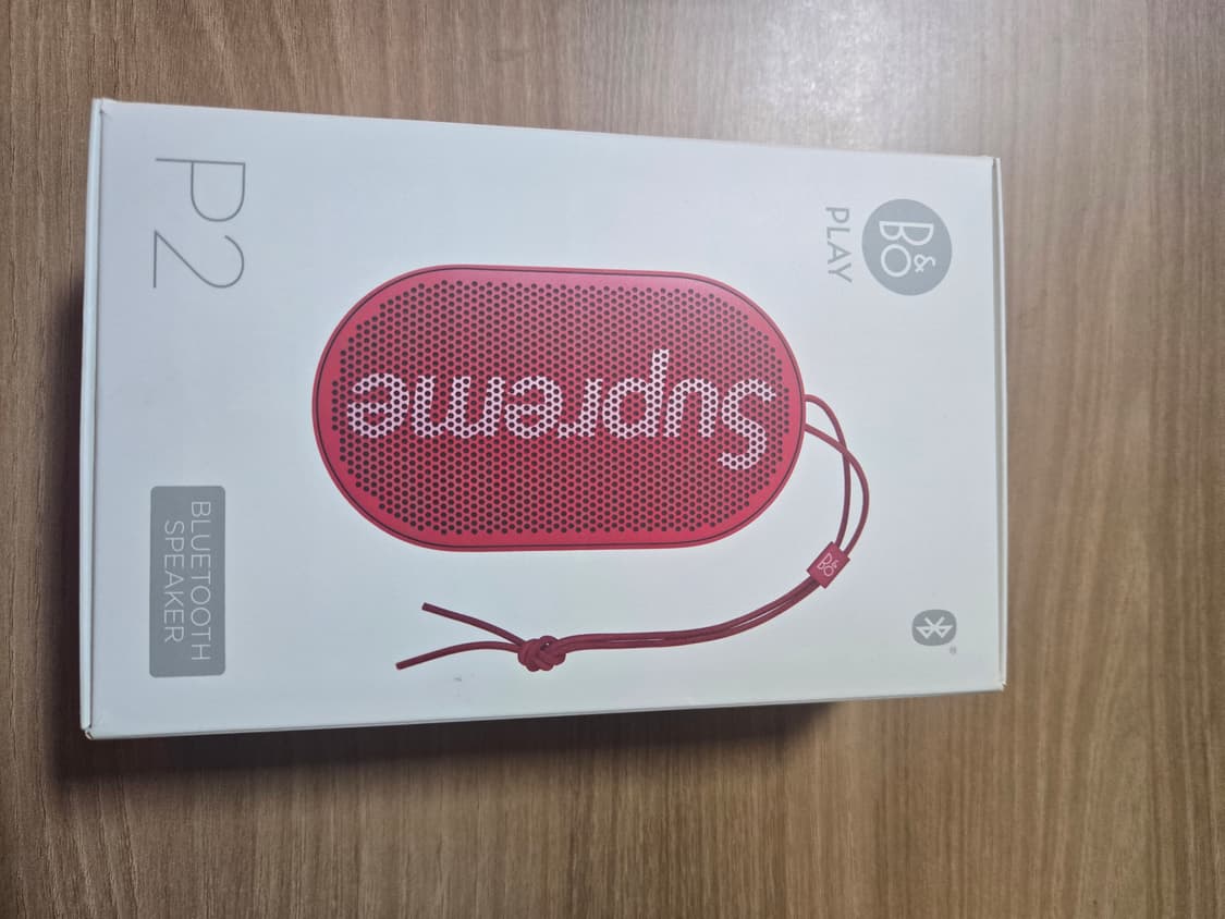 슈프림 뱅앤올룹슨 B&O P2 콜라보 스피커뱅앤올룹슨 B&O Beopla 상품이미지1