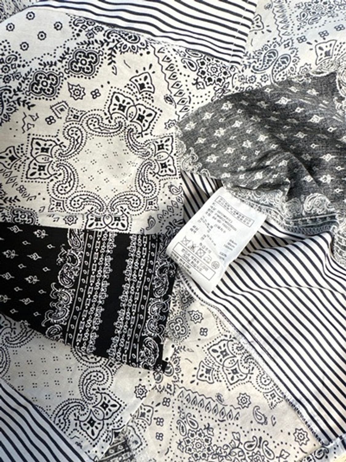 새) SJYP 페이즐리 오프숄더   상품이미지8