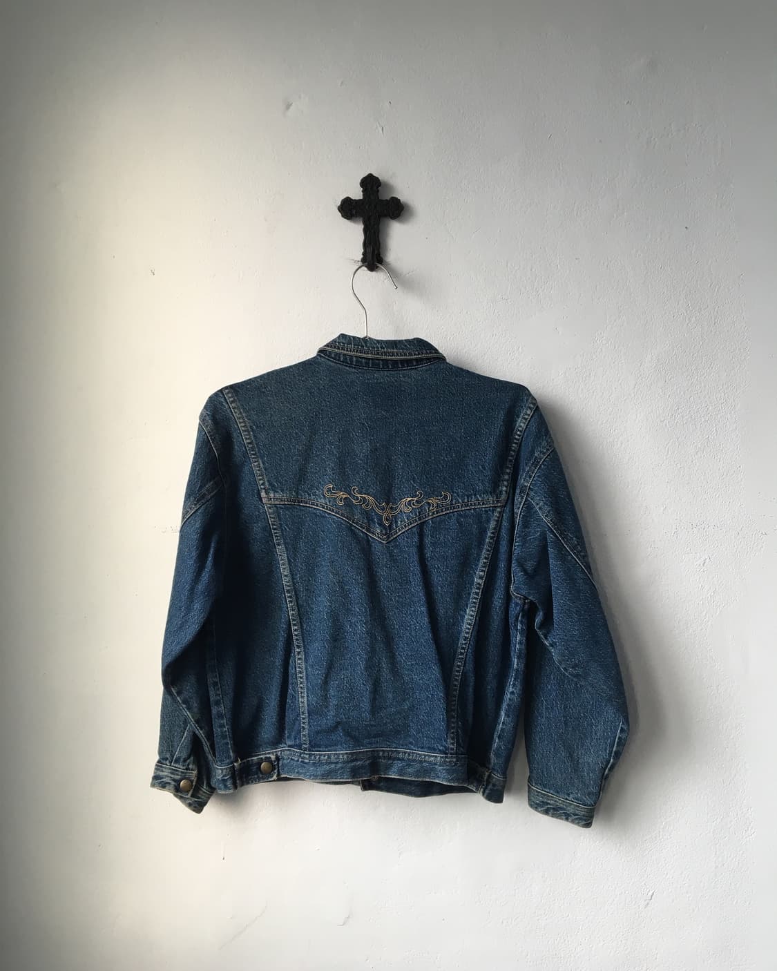 Tribal embroidery point denim jacket 상품이미지3