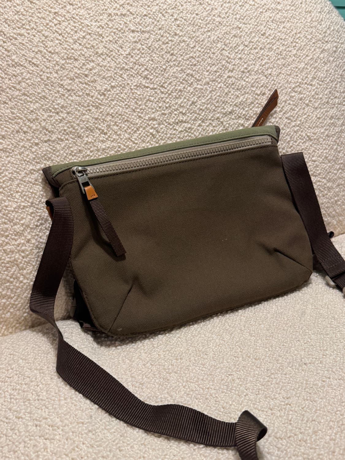 로에베 로고 미니 크로스백 미니백 상품이미지6