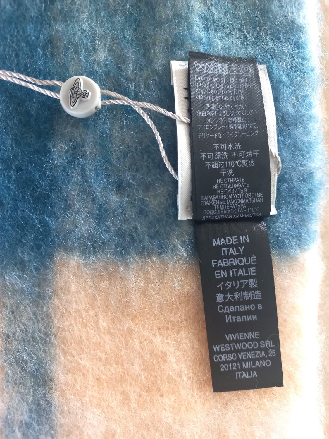 비비안웨스트우드 로고패치 알파카 블렌드 머플러 (새상품) 상품이미지6