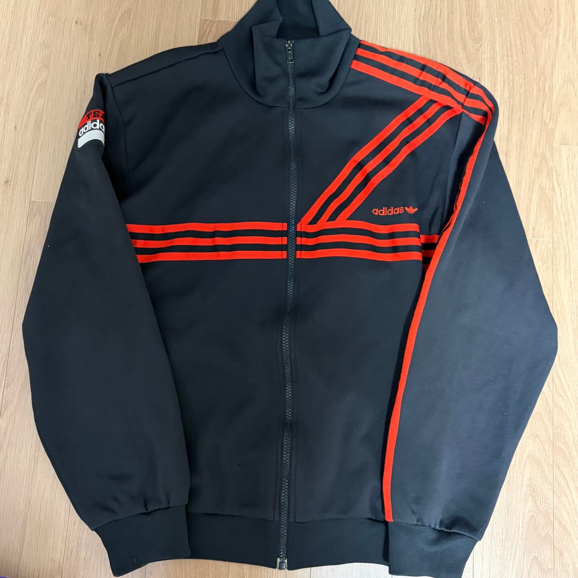처분) 아디다스 아디 검빨 져지 트랙탑 판매 상품이미지1