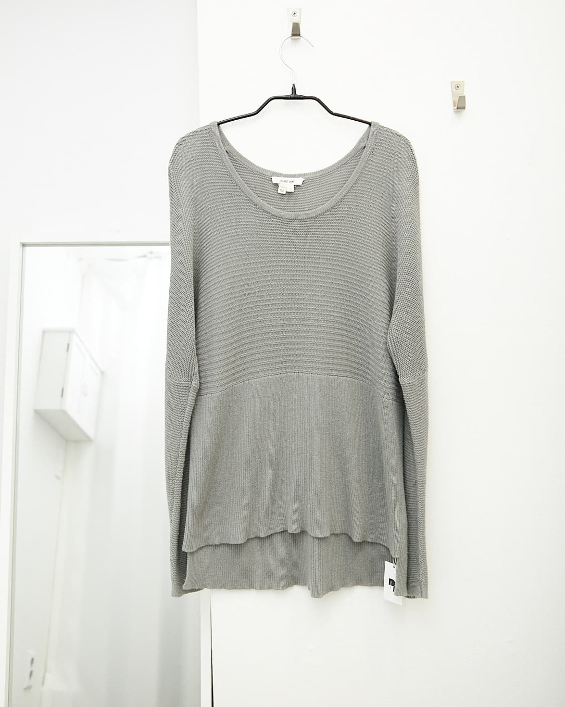 U-neck Sweater 상품이미지1