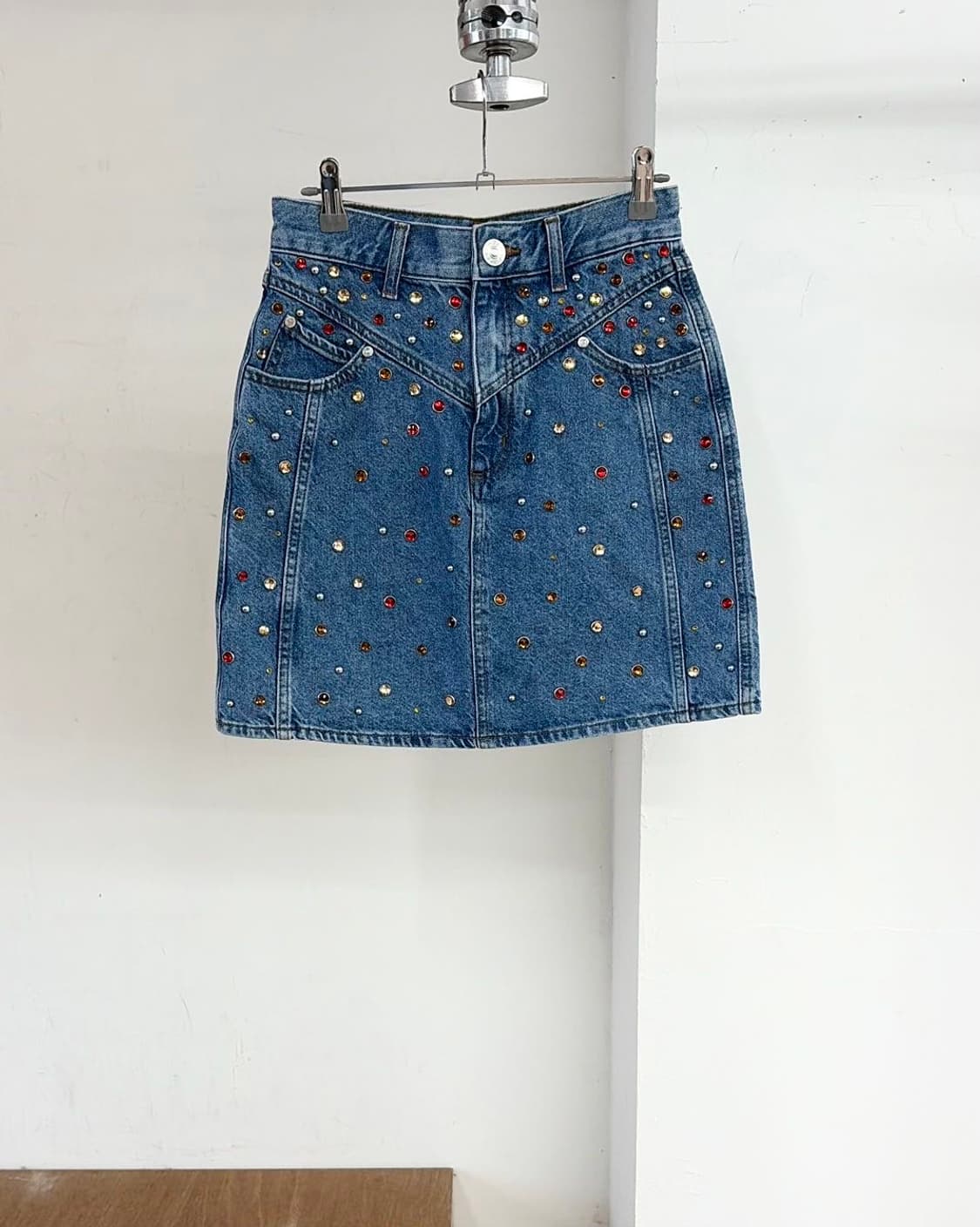 산드로 블루 데님 큐빅 미니 스커트  상품이미지1
