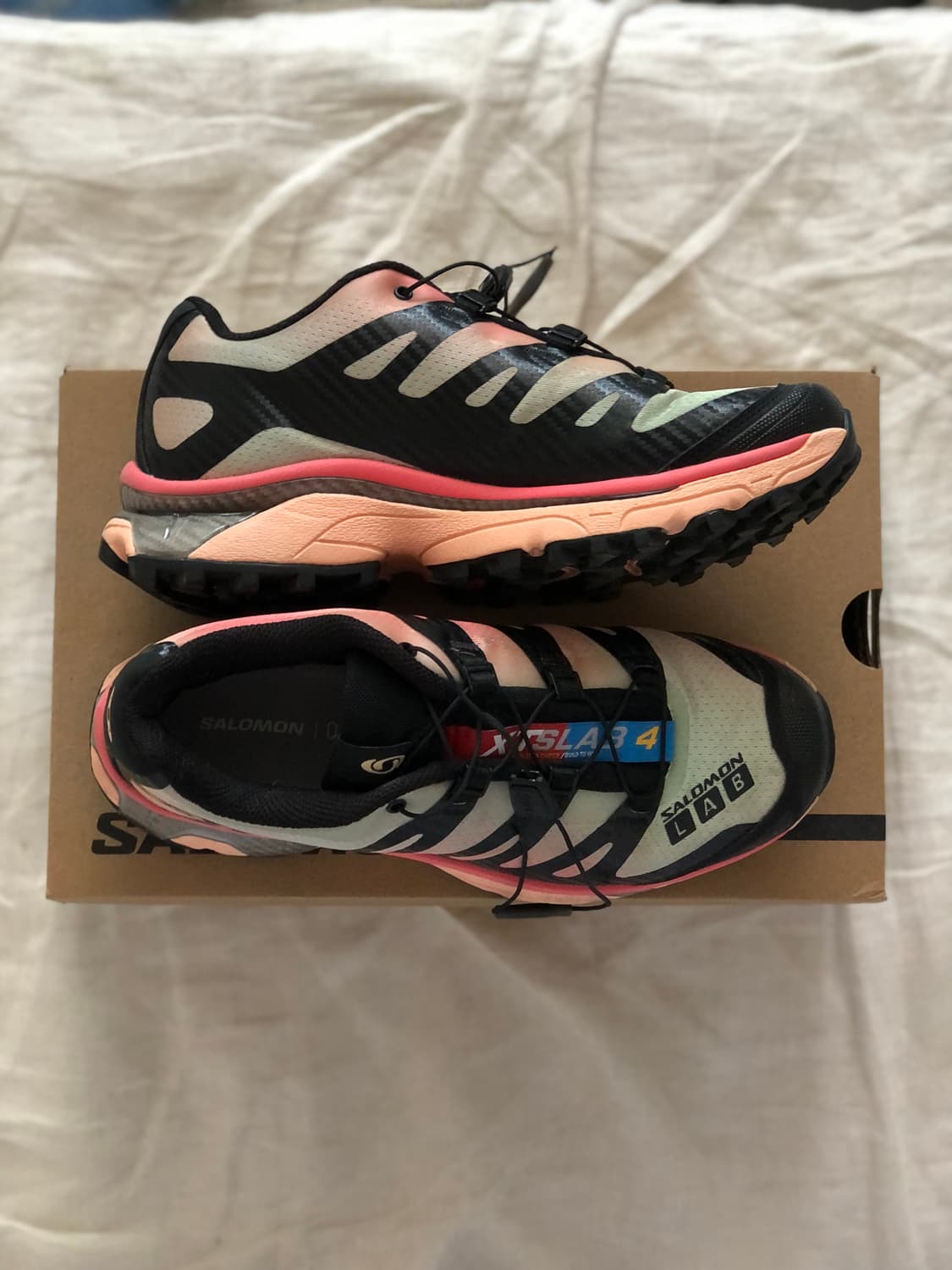 살로몬 XT-4 OG 블랙 슈가 코랄 상품이미지1