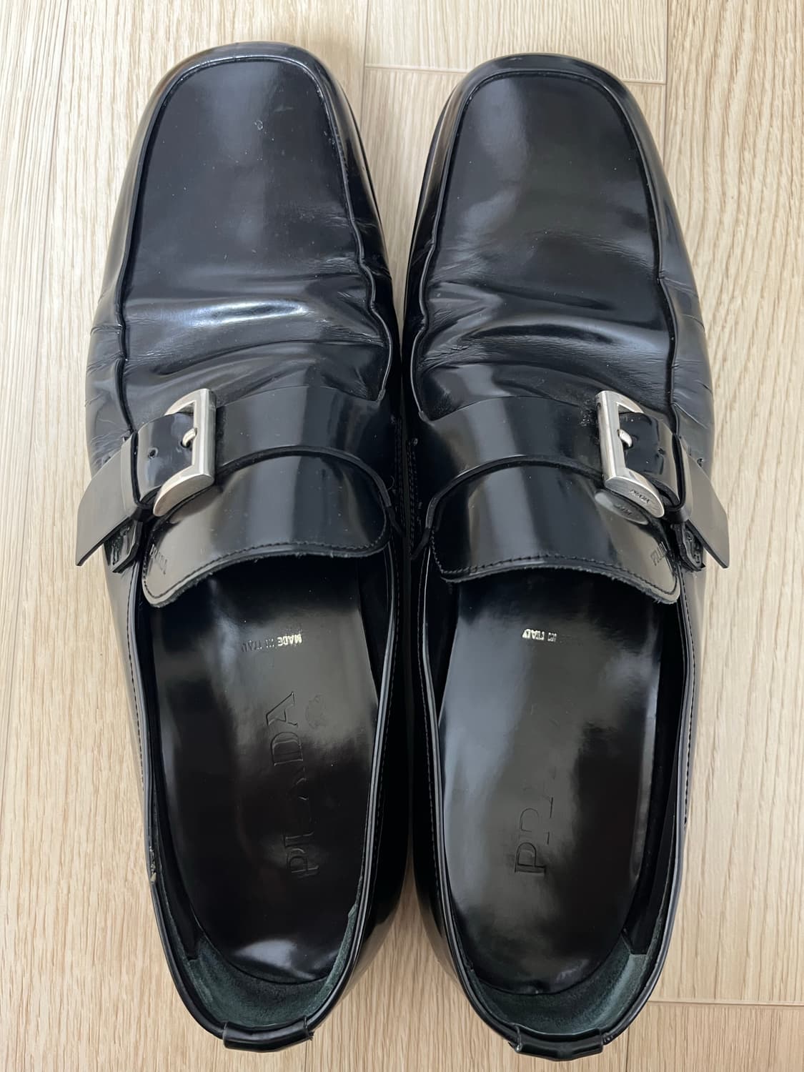 프라다 스퀘어토 로퍼 상품이미지3