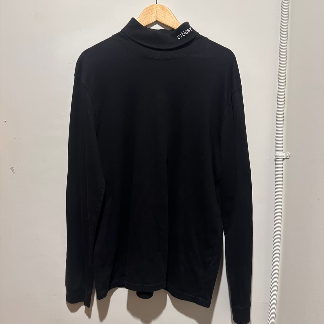 스투시 터틀넥 롱슬리브 상품이미지1