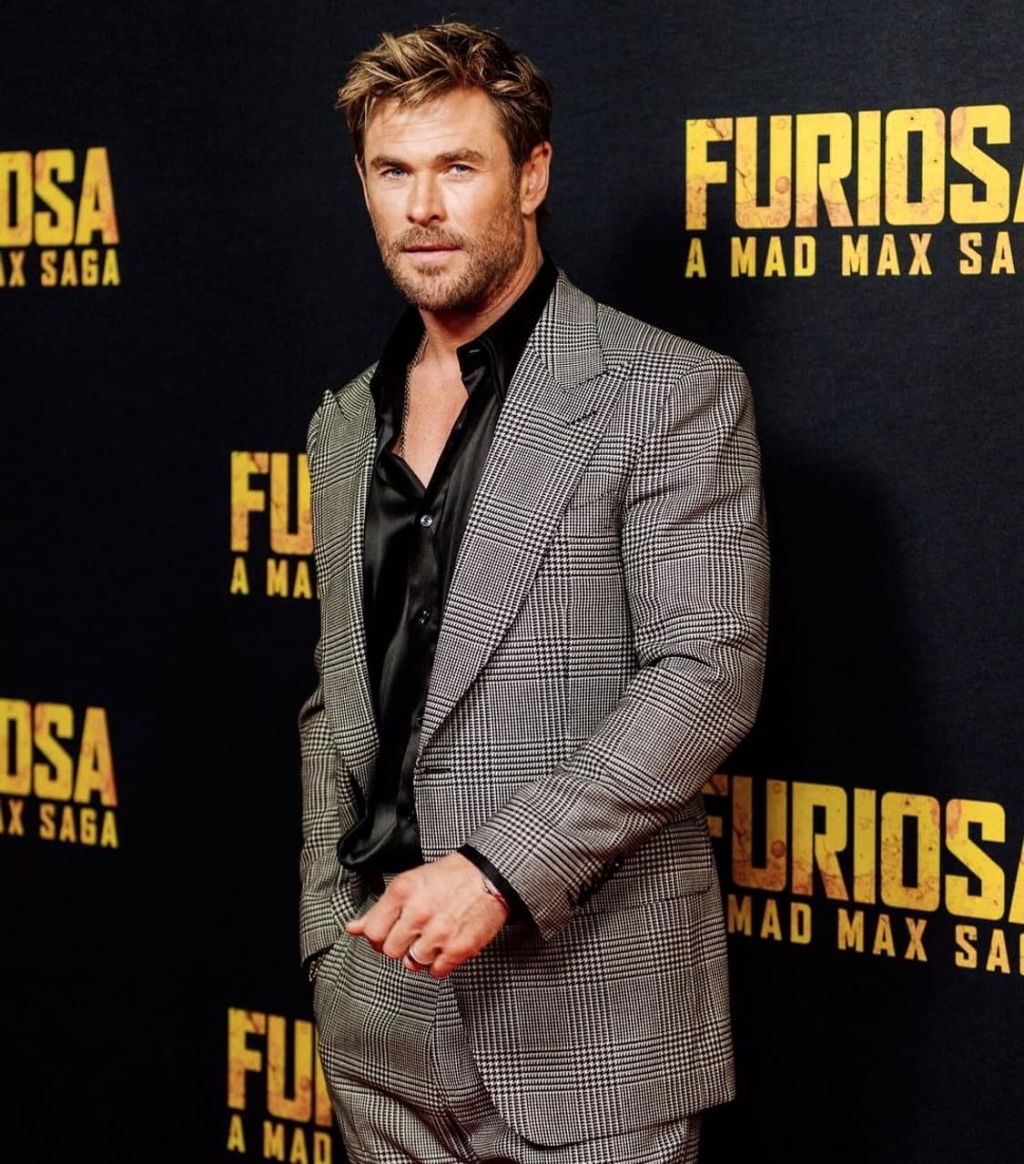 (새상품,강추👍)톰포드 프린스웨일 체크 수트 오코너 상품이미지8