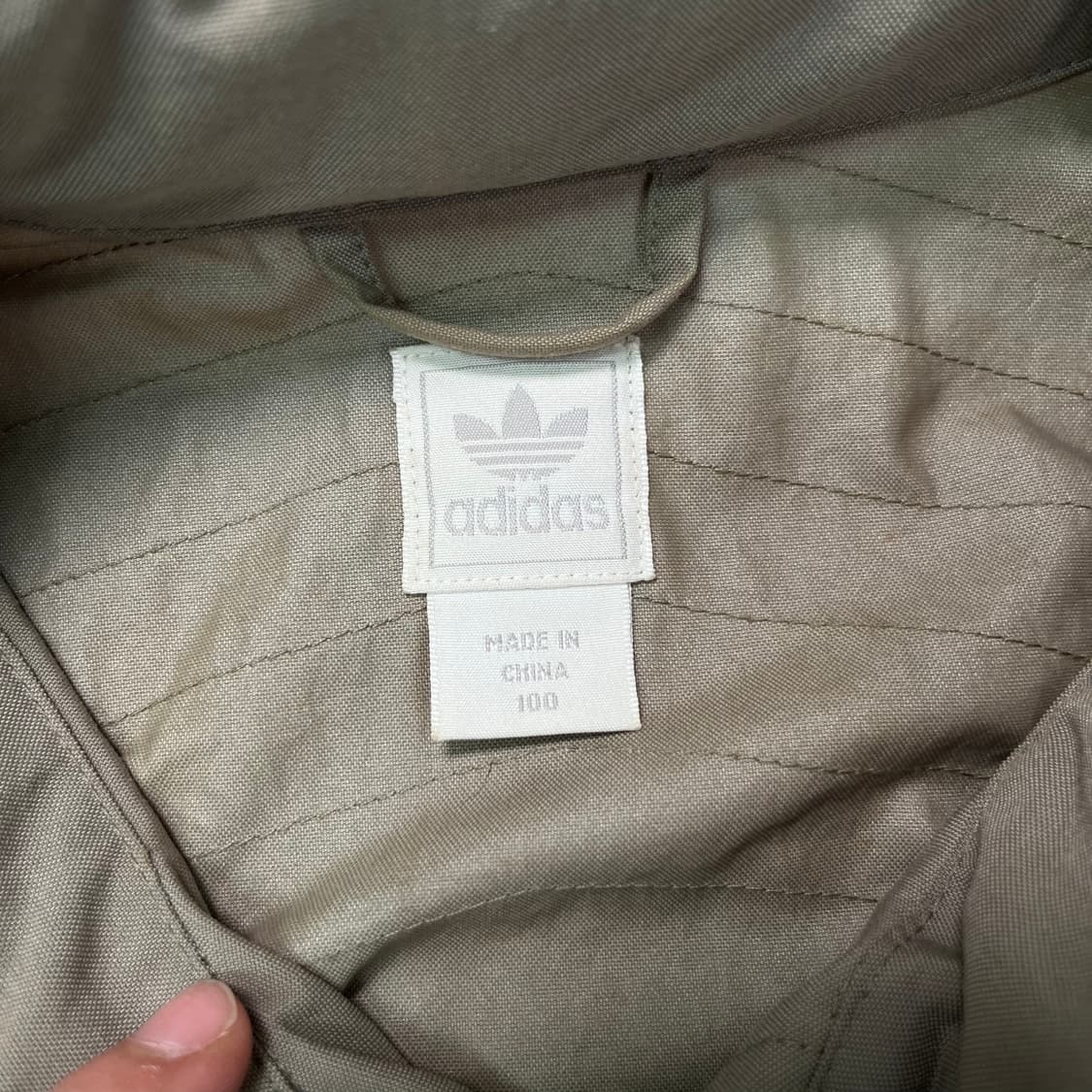 100 아디다스 코튼 카키 바이커 자켓 상품이미지3