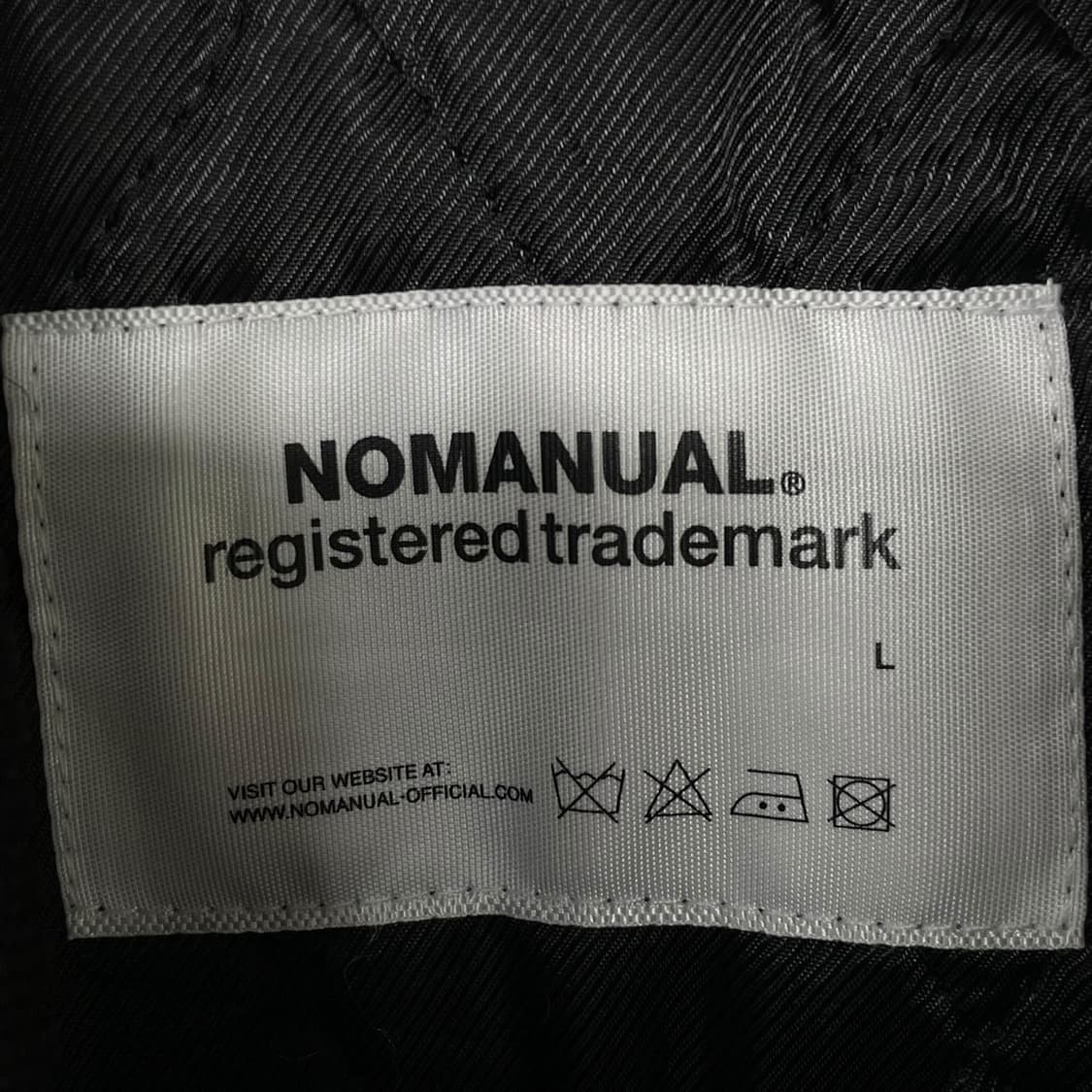 노메뉴얼 백로고 바시티자켓 상품이미지4