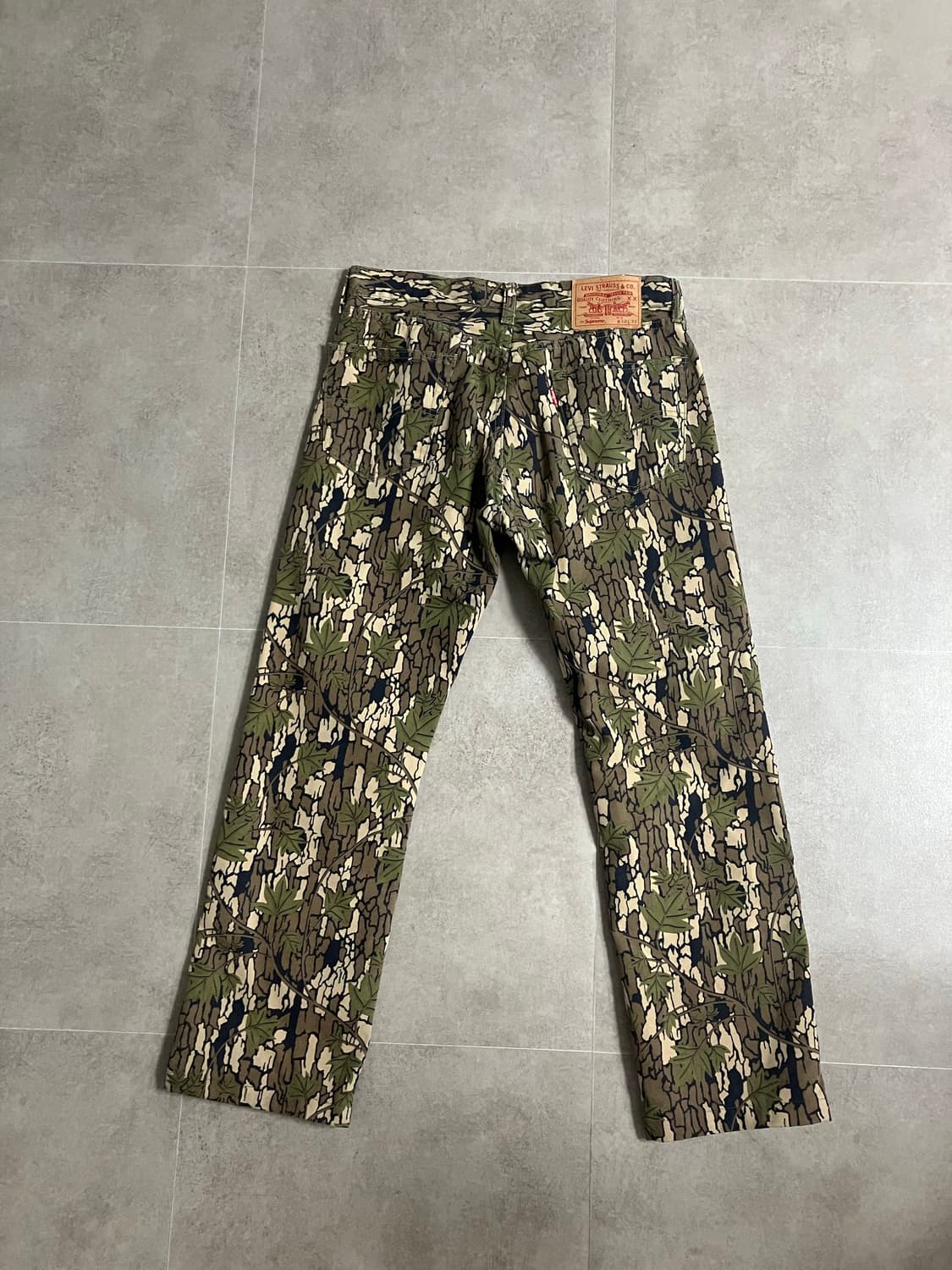 슈프림 리바이스 리얼트리 팬츠 상품이미지3