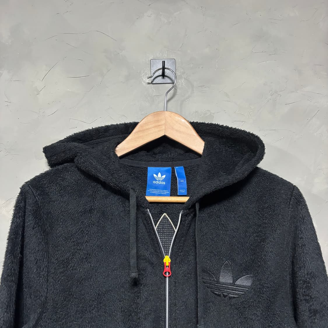 아디다스 파이어버드 백로고 쉐르파 후리스 검정 상품이미지2