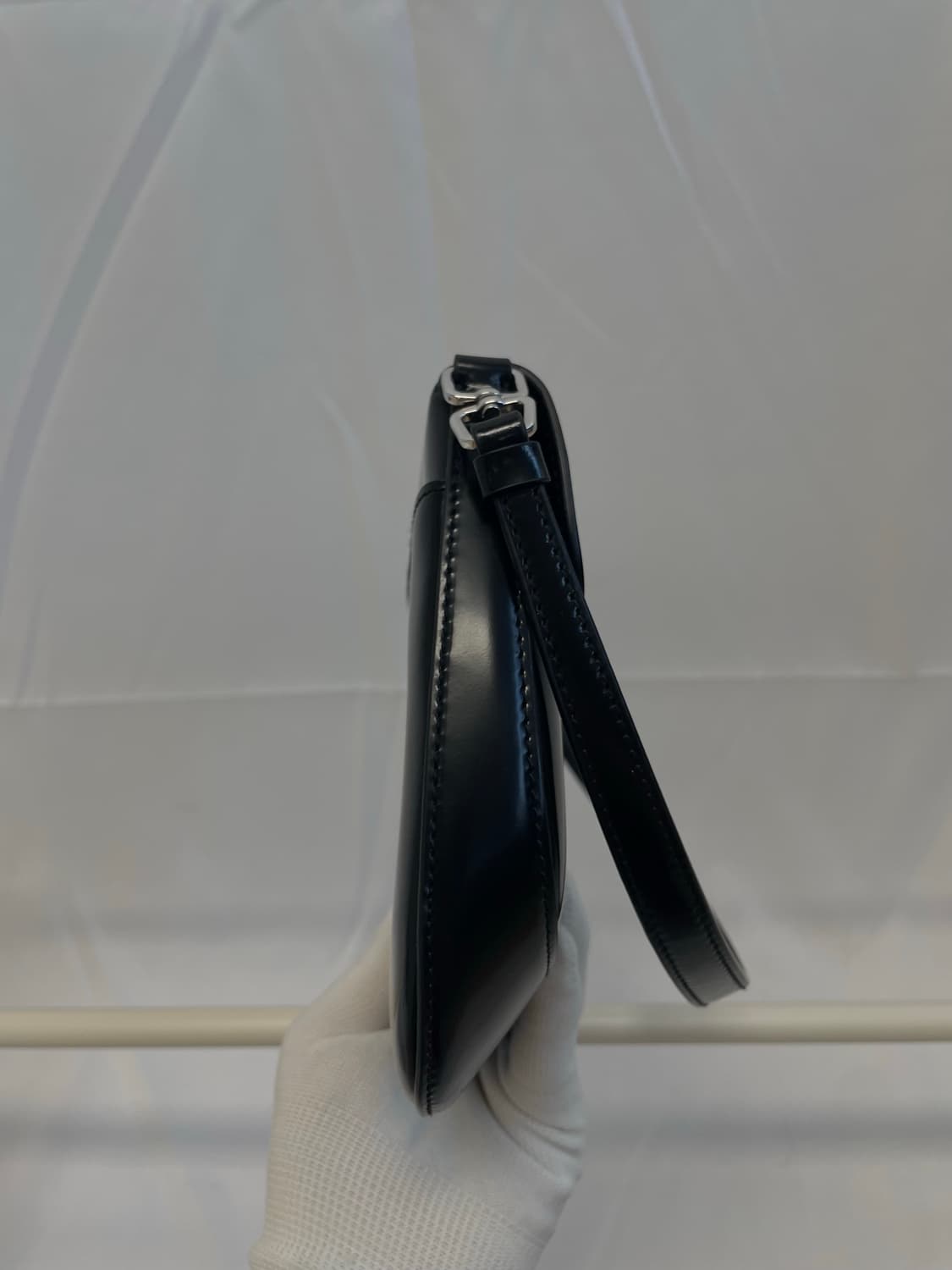 [N] 프라다 클레오 브러쉬드 레더 플랩 숄더 백 [os] 상품이미지6