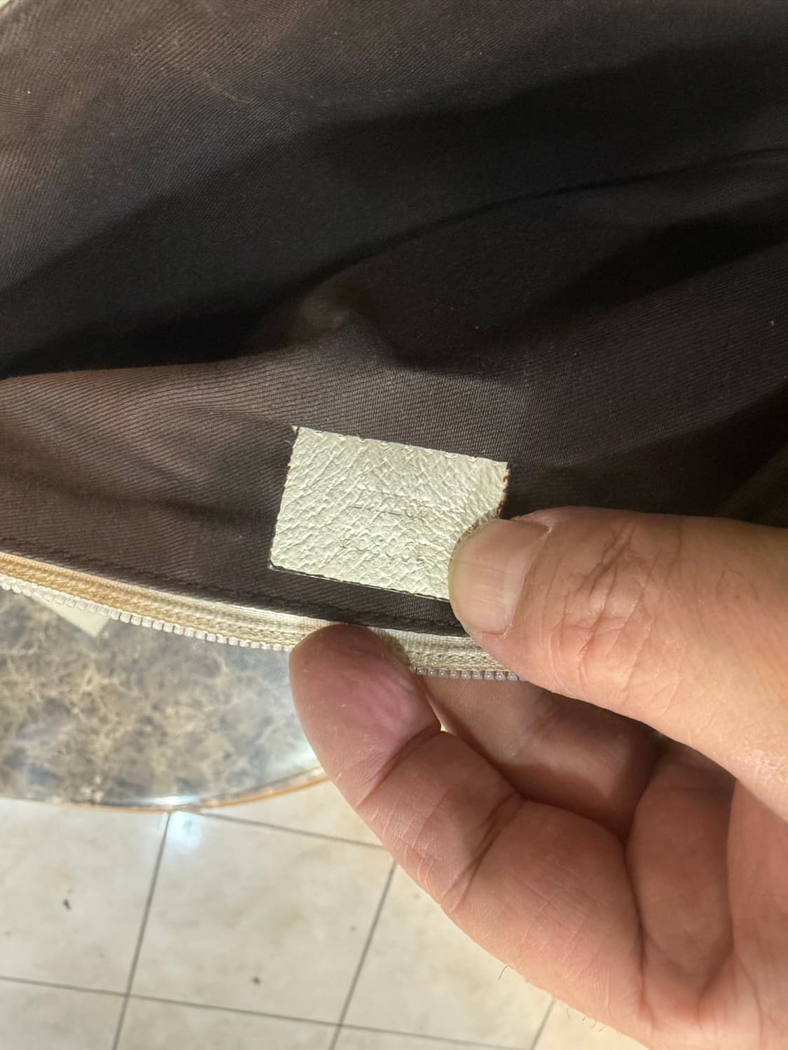 정품 구찌 자가드 미니 숄더백 팝니다 상품이미지9