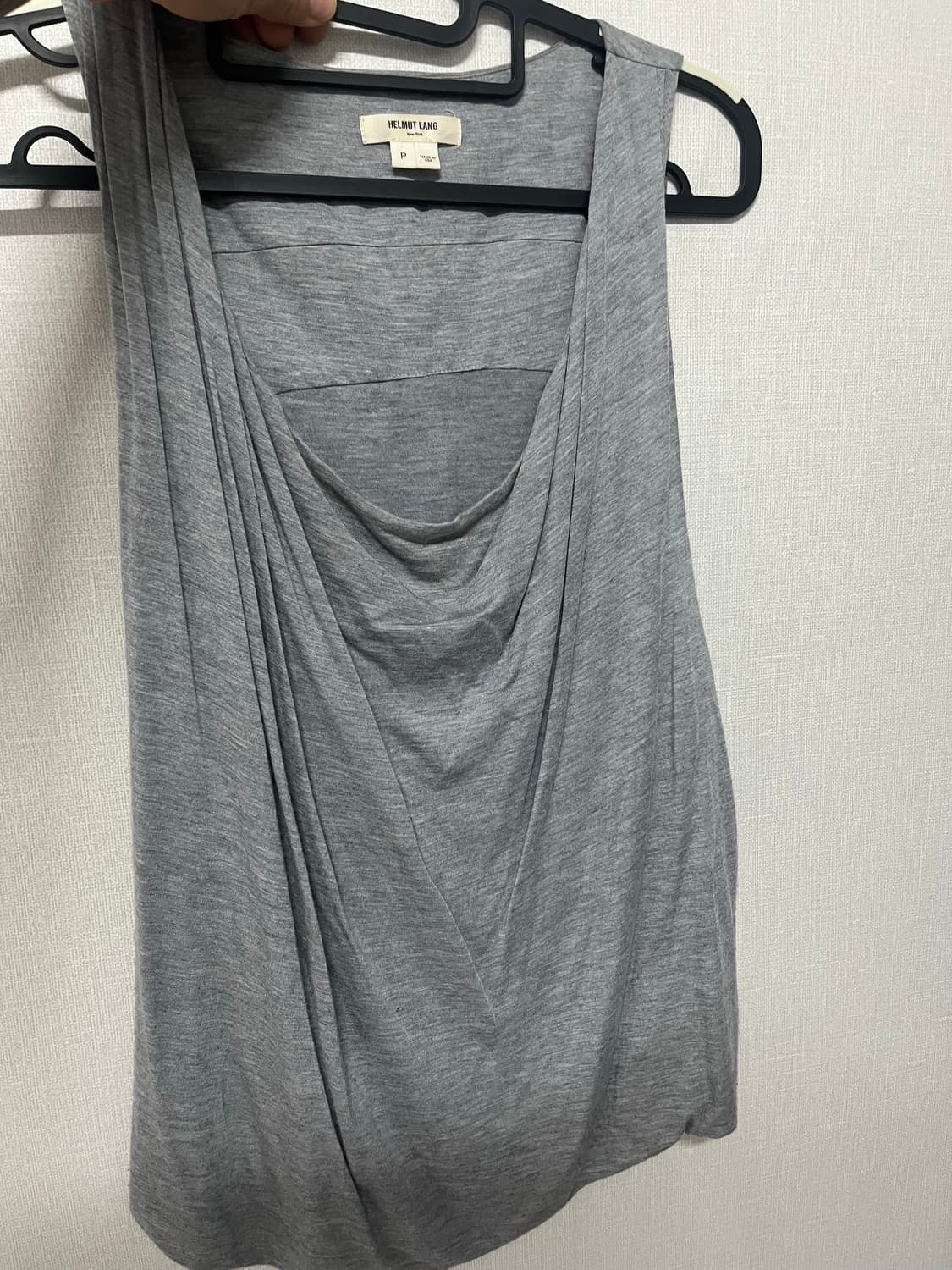draping sleeveless top 상품이미지1