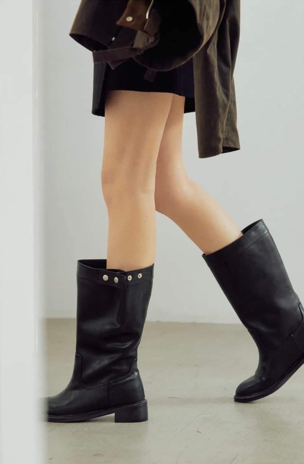 코모레비뮤지엄 핸드메이드 블랙 부츠 상품이미지2