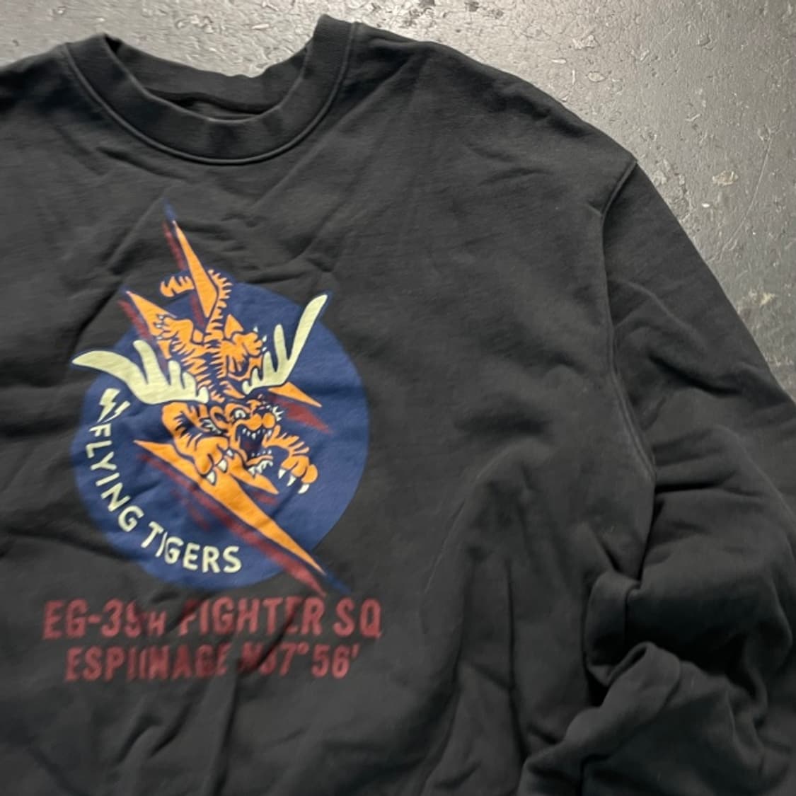 105 에스피오나지 플라잉 타이거 맨투맨  상품이미지2