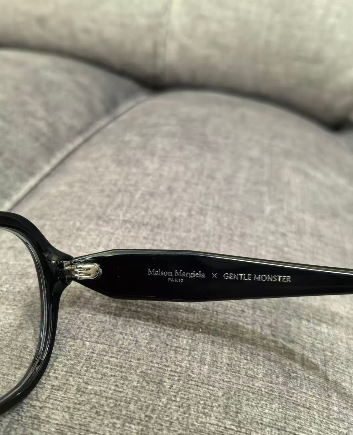 새싱품급판매 젠틀몬스터x메종마르지엘라 패션안경 MM113 01  블랙 상품이미지4