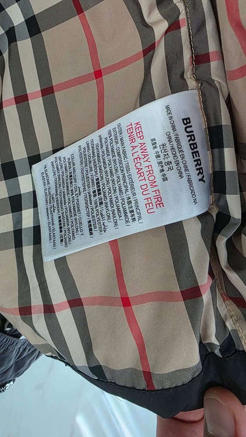 버버리 초등학생 . 여성 패딩 상품이미지3