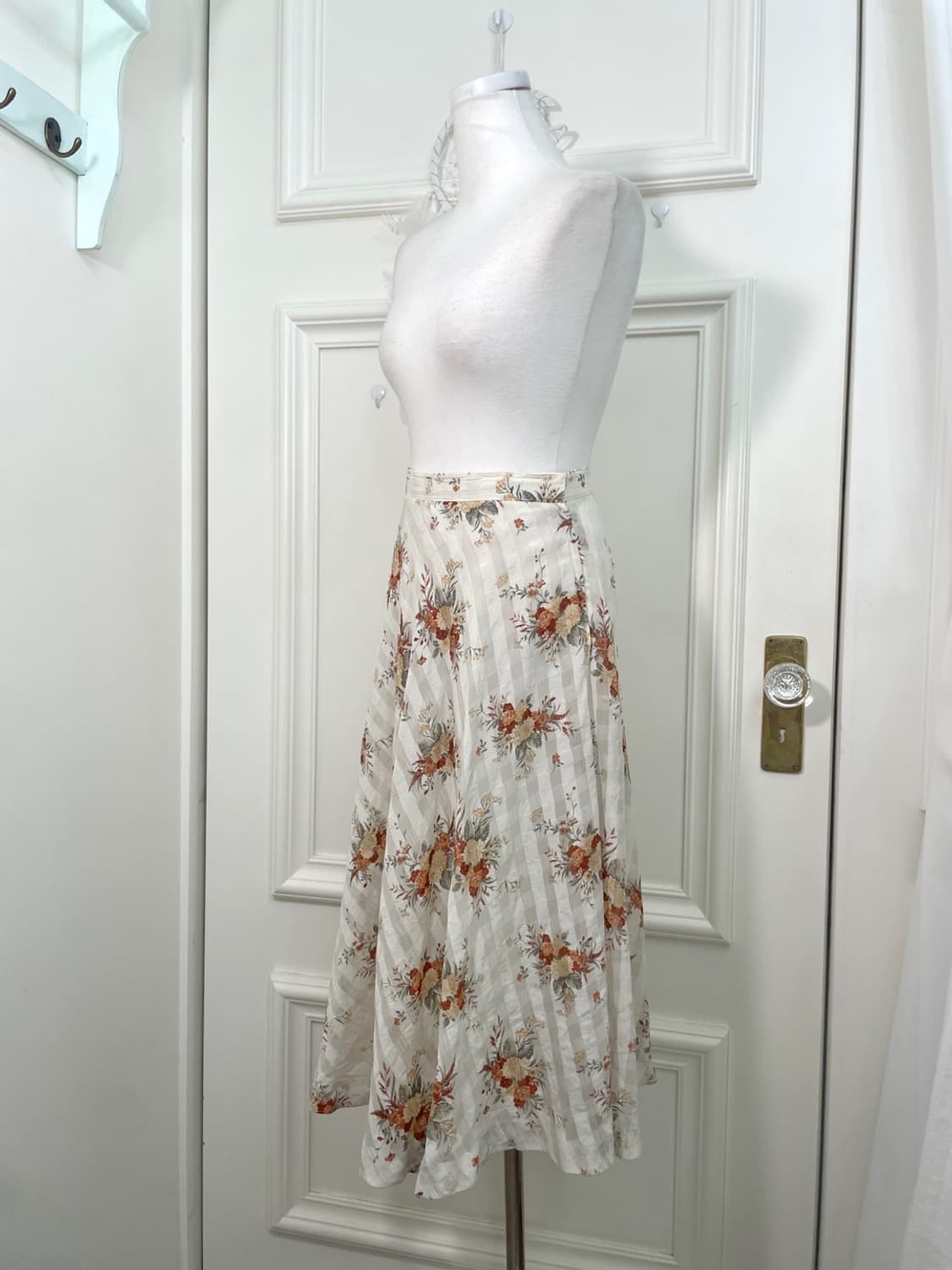 beige ivory flower point skirt 상품이미지2