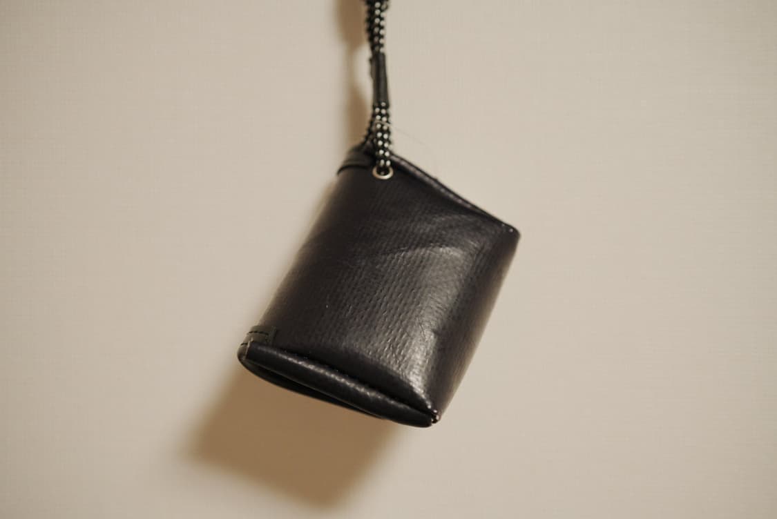 프라이탁 F213 미니 메신더 키링 무광 블랙 상품이미지3