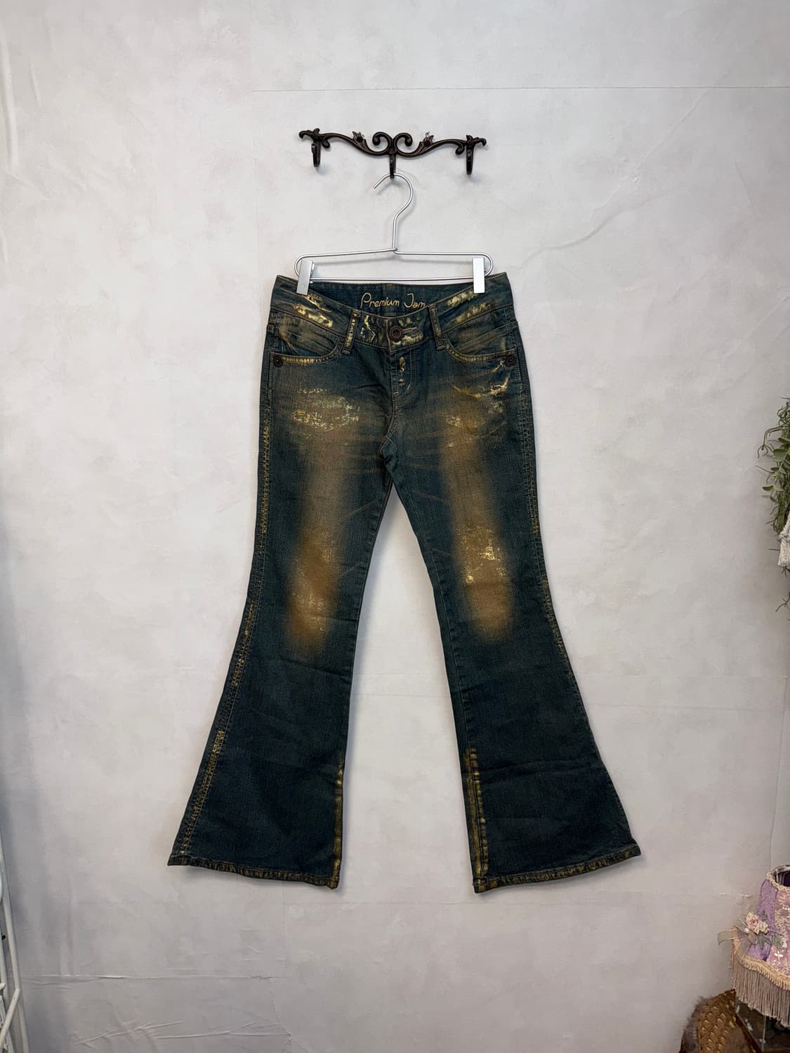 Metallic gold denim bootscut pants 상품이미지1