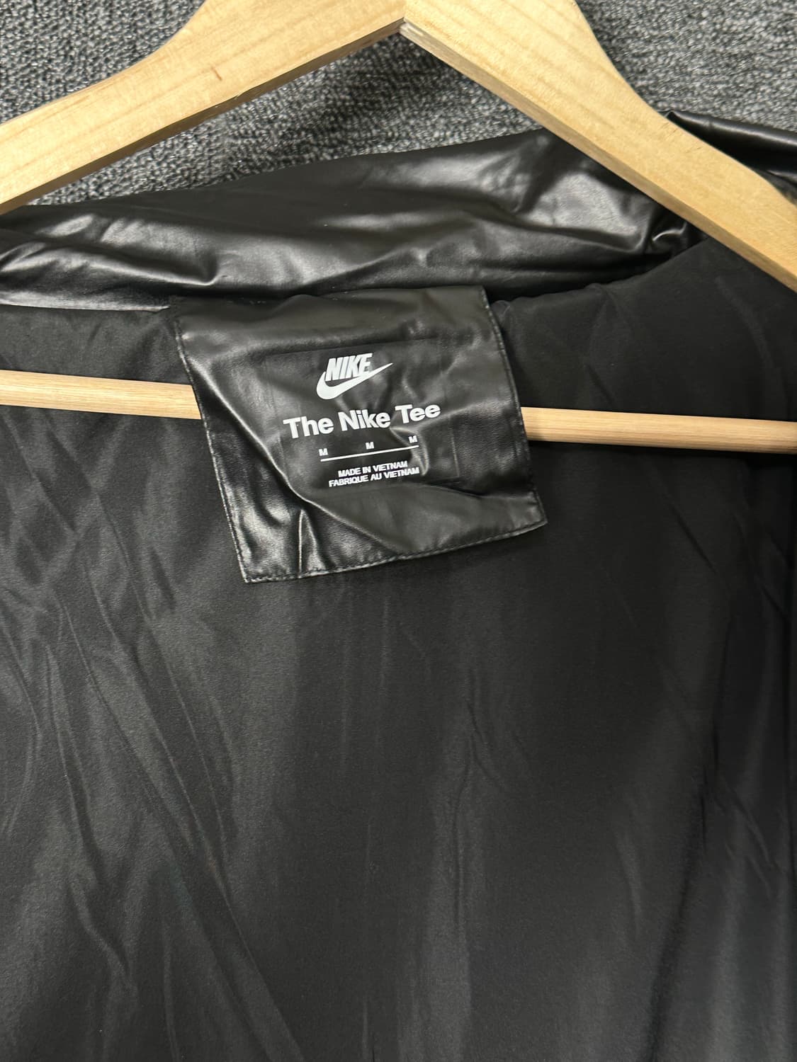 나이키 여성 써마핏 블랙 패딩 M 상품이미지4