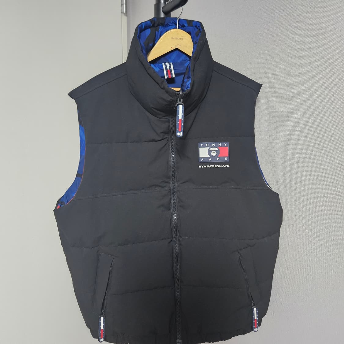 AAPE x 타미 에이프 콜라보 리버서블 패딩베스트 상품이미지6