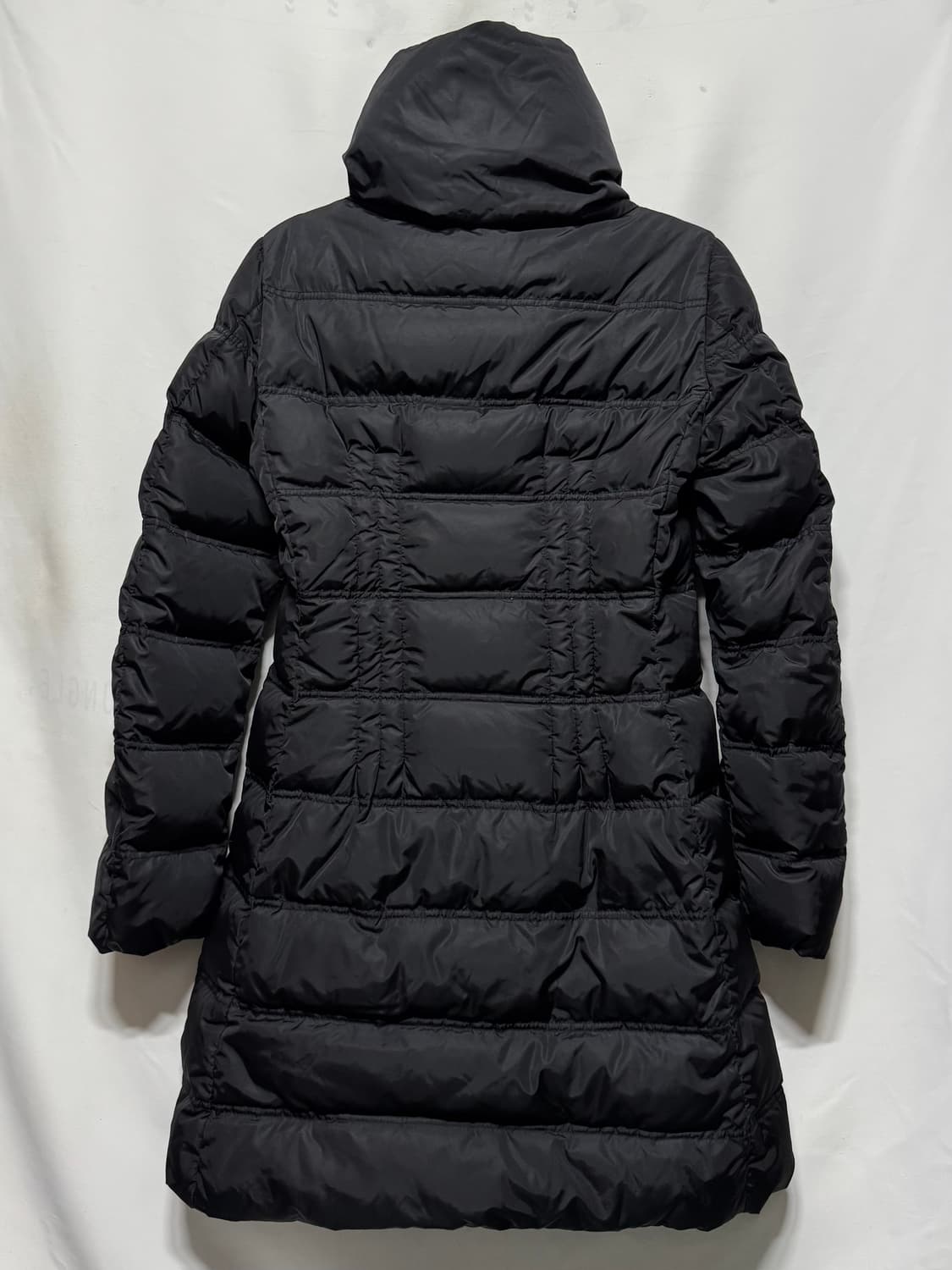 0 몽클레어 보스 여성 패딩 상품이미지2