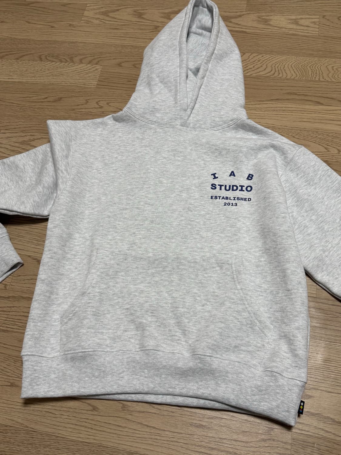 아이앱스튜디오 후드티 상품이미지2