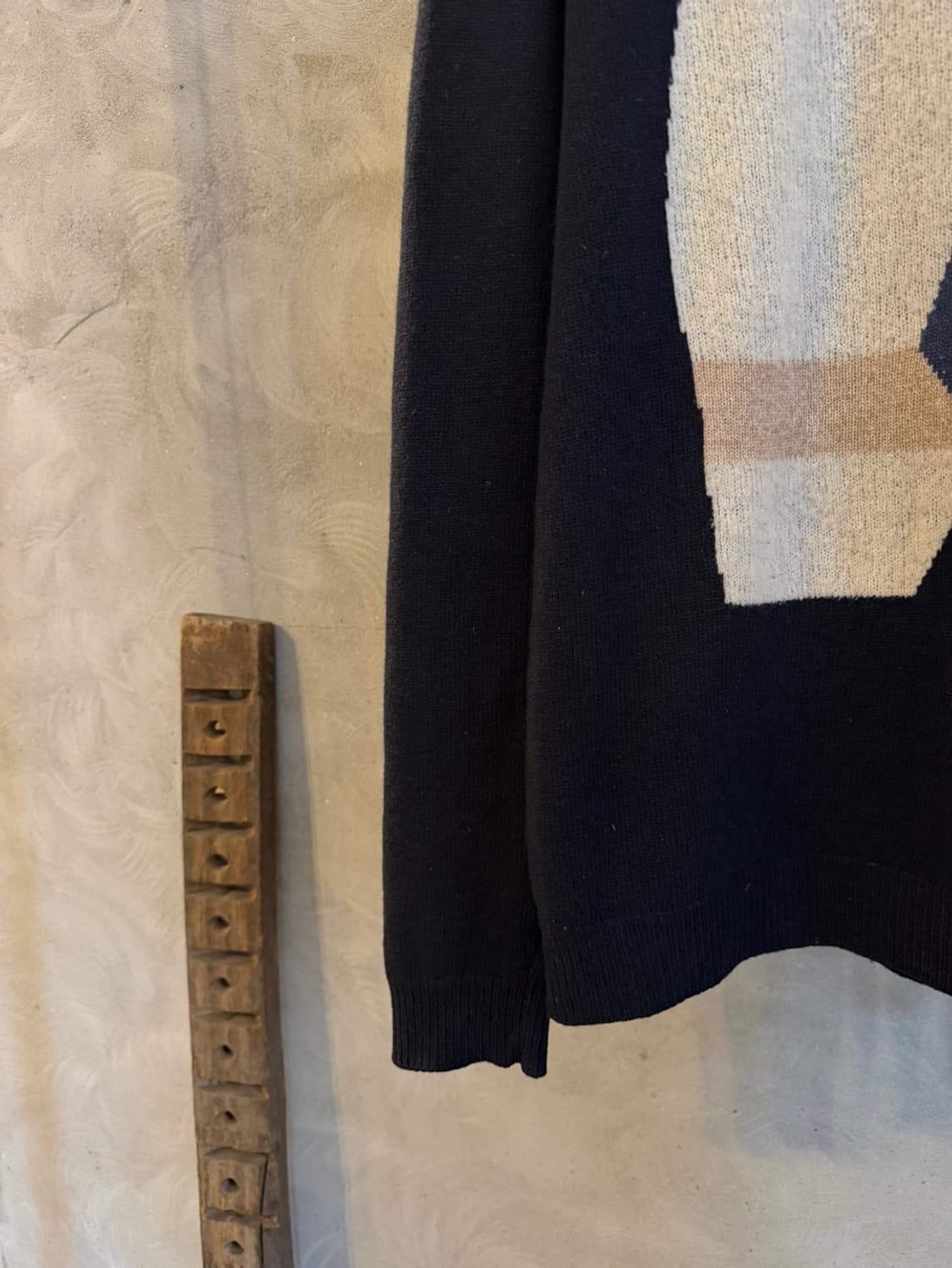 솔리드옴므 그래픽 니트 100 상품이미지5