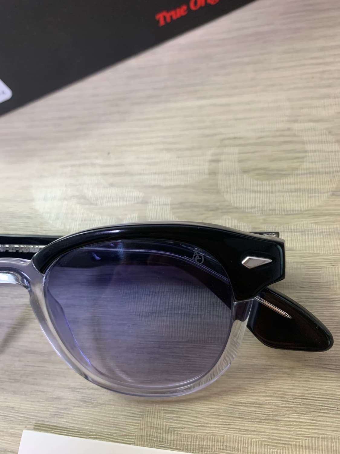 [47] 아메리칸 옵티컬 블랙크리스탈 미사용 선글렌즈 상품이미지8