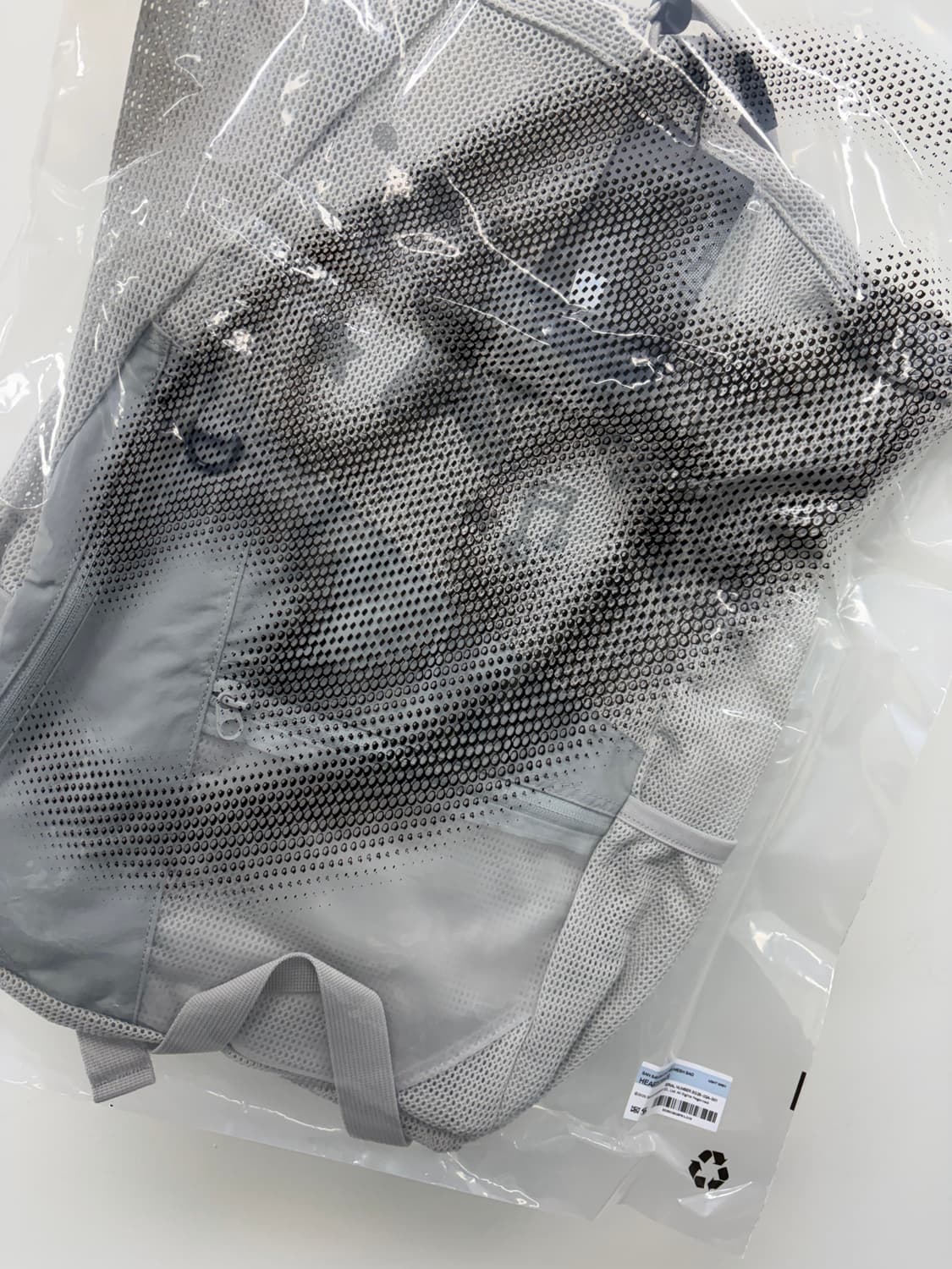 [os] 산산기어xNCT 위시 메쉬 백 라이트 그레이 상품이미지2