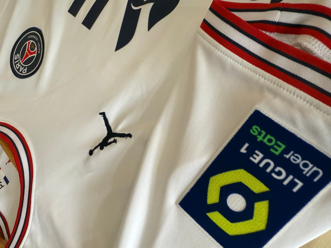 [해외L]20-21 psg 4th 메시 유니폼 상품이미지3