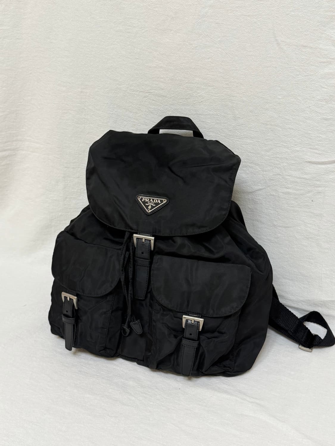 정품 프라다 포코노 나일론 미디움백팩 블 상품이미지6