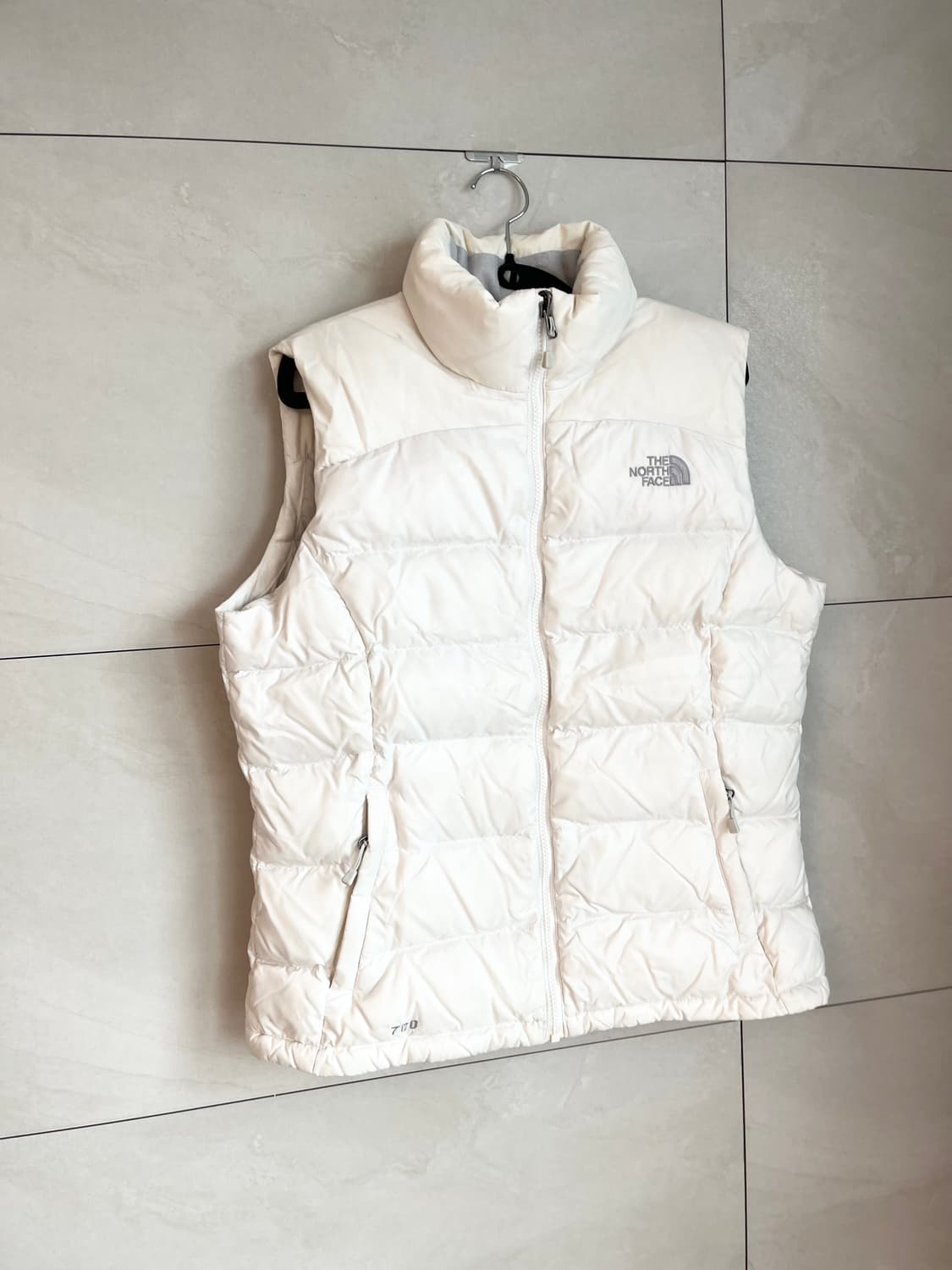 노스페이스 눕시 700 패딩 조끼 화이트 (XL) 상품이미지2