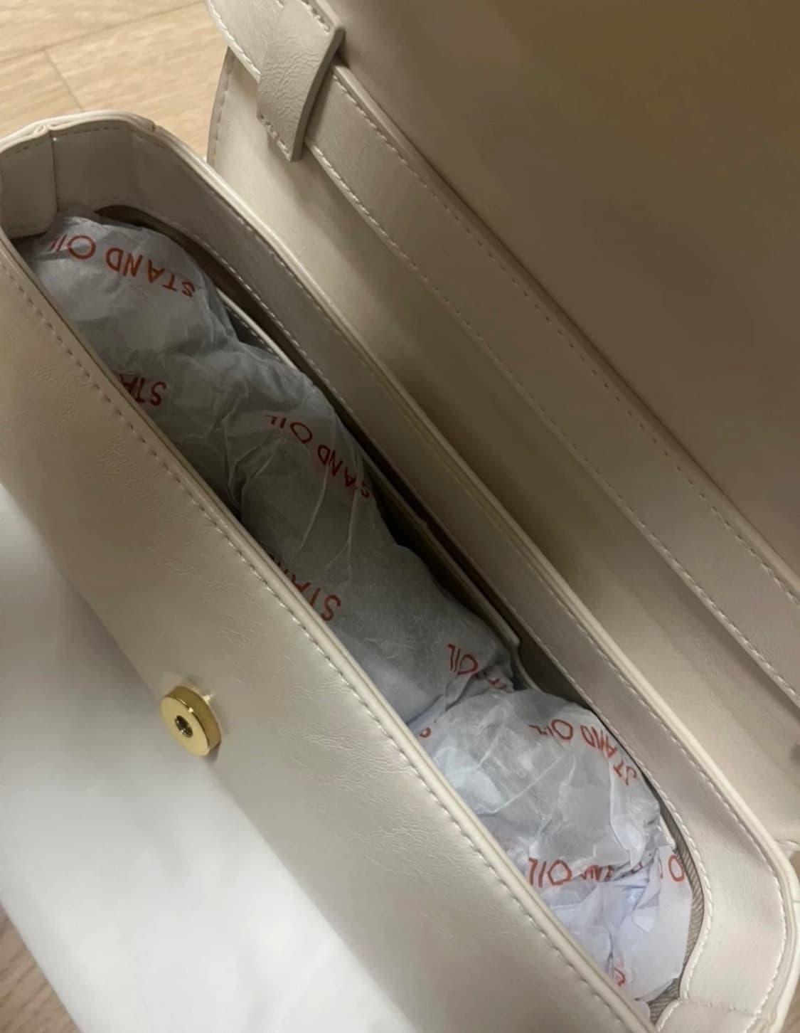 (택 달린 새상품) 스탠드오일 버터백 클래식 아이보리 상품이미지3