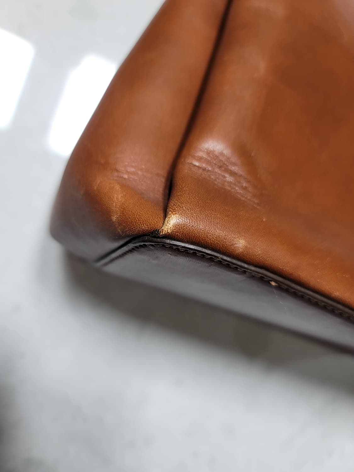 마시모두띠 브라운 통가죽 숄더백 상태굿
 상품이미지6