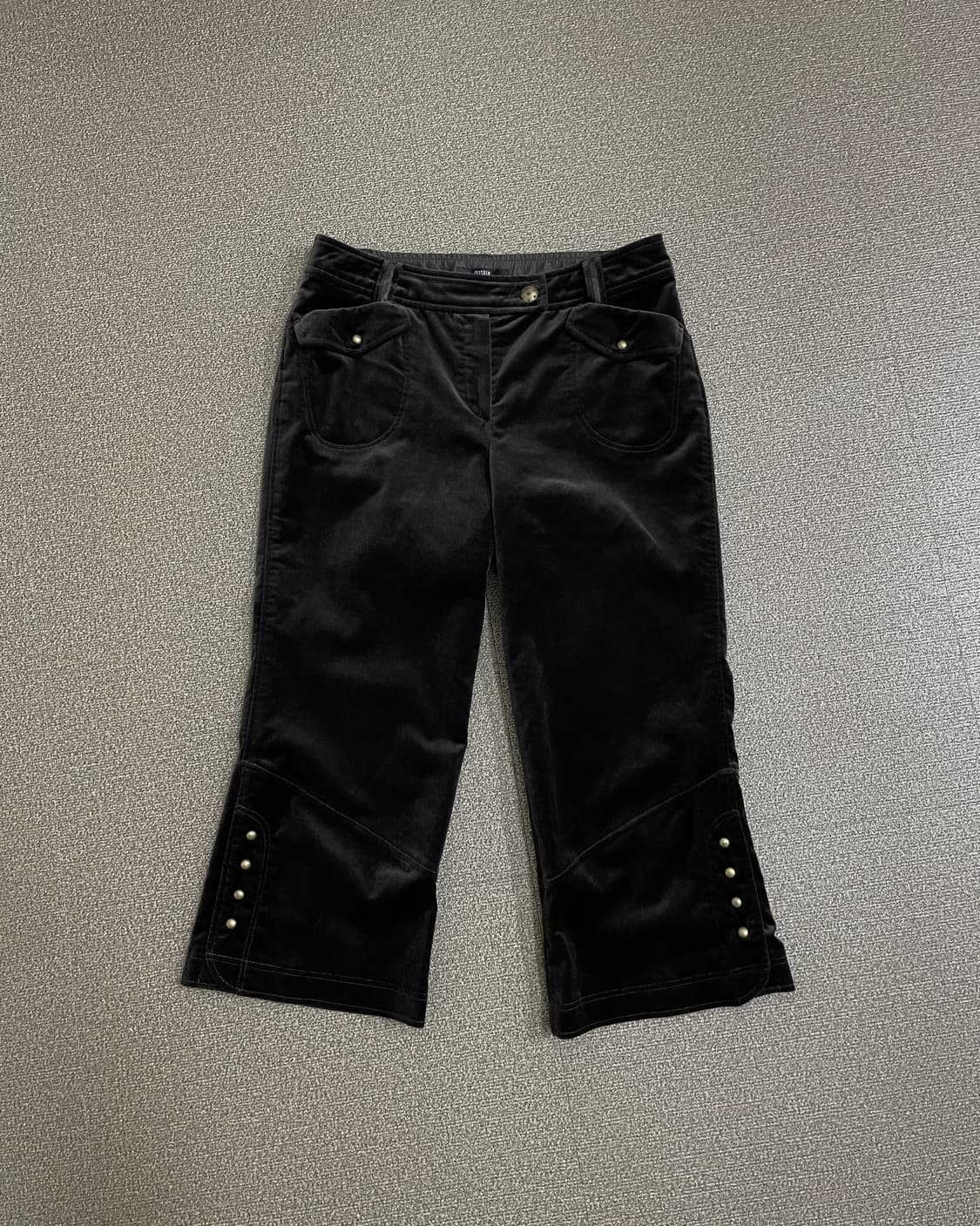 벨벳 플레어 크롭 팬츠 상품이미지1