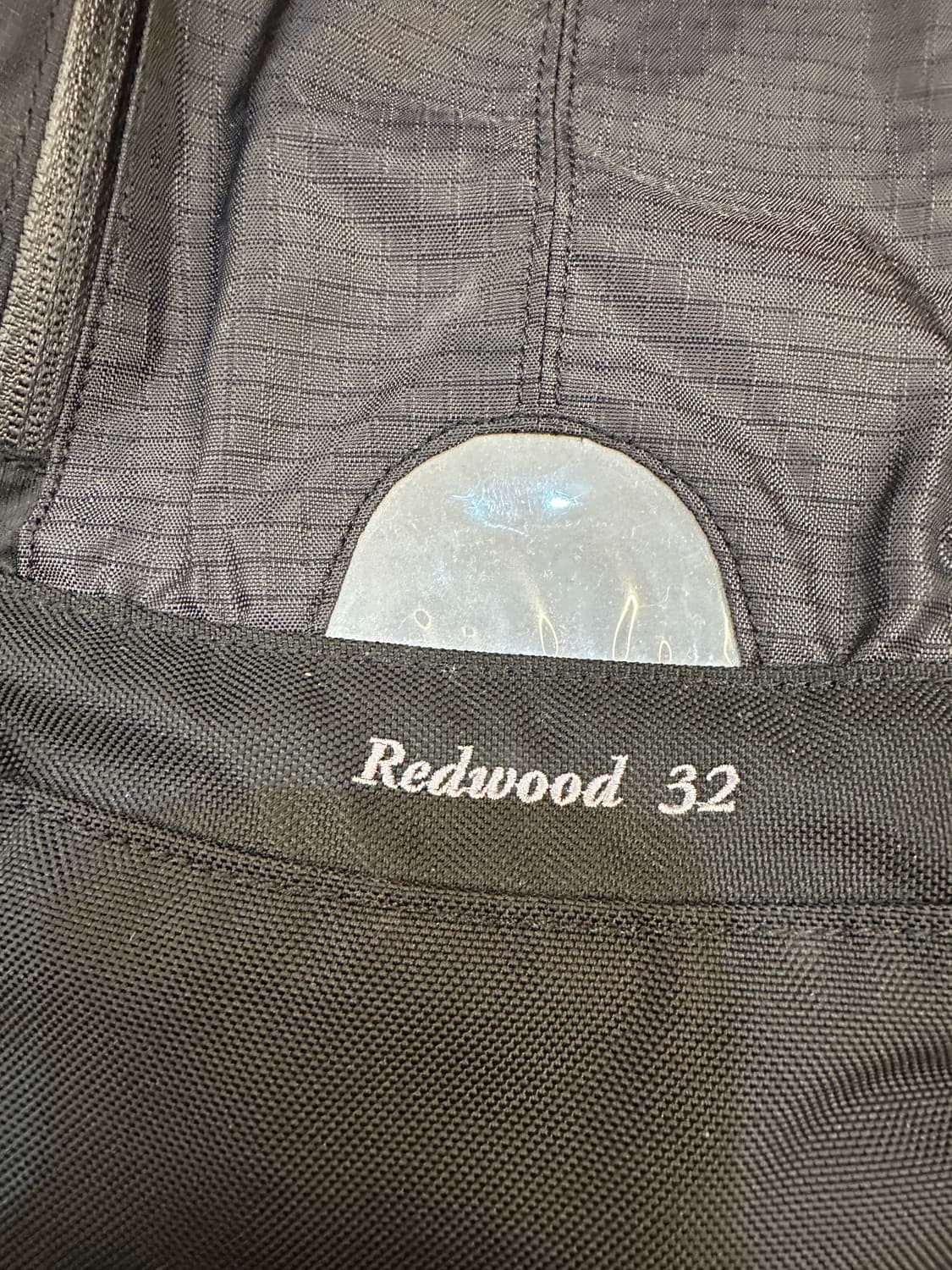 콜롬비아 레드우드 32L 블랙 백팩 등산 가방 상품이미지4