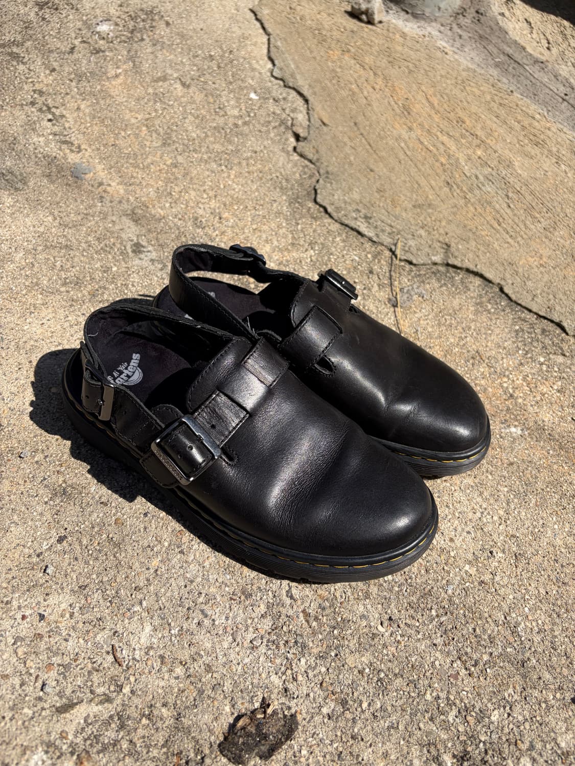 230) Dr. Martens 조지 버클 레더 뮬 상품이미지1