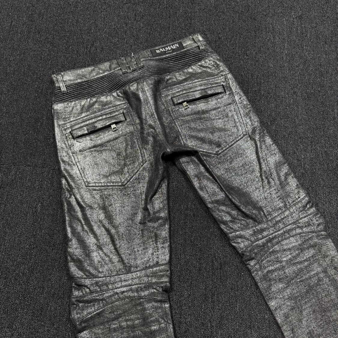 발망 14s 메탈릭 블랙실버 워싱 코팅데님 팬츠 상품이미지5