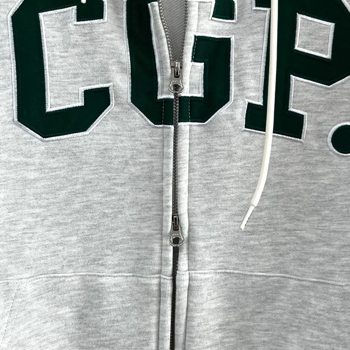 코드그라피 CGP 아치로고 오트밀 투웨이 후드집업 상품이미지5