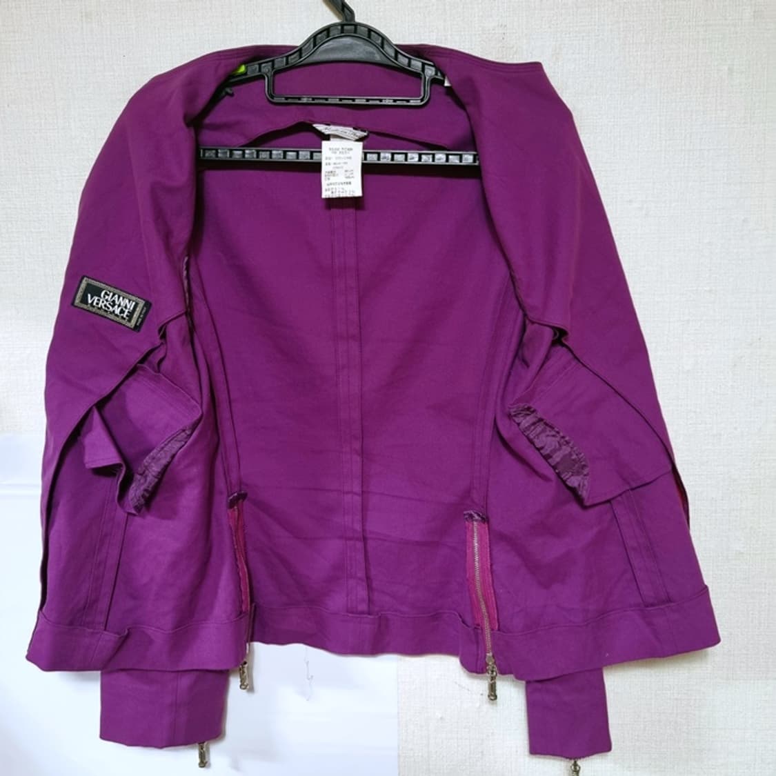 지아니베르사체 정품자켓 상품이미지5