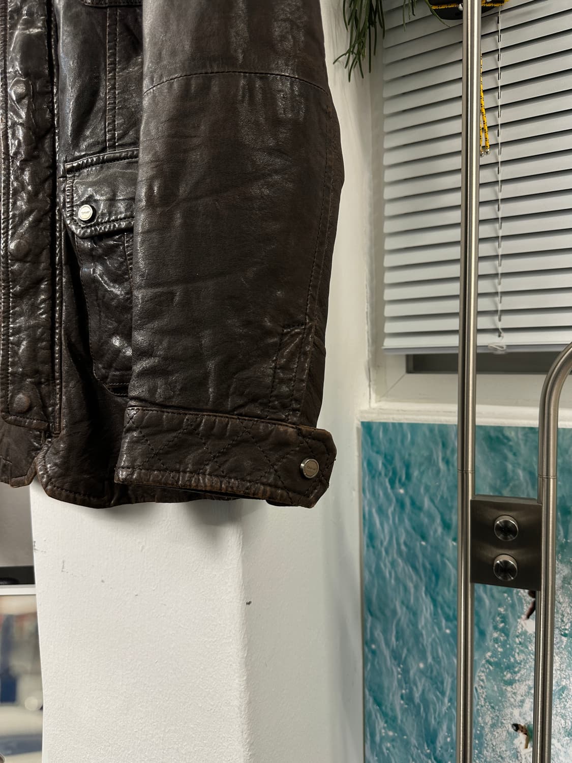 킨록 쉽스킨 포켓 버클 가죽 자켓 상품이미지4