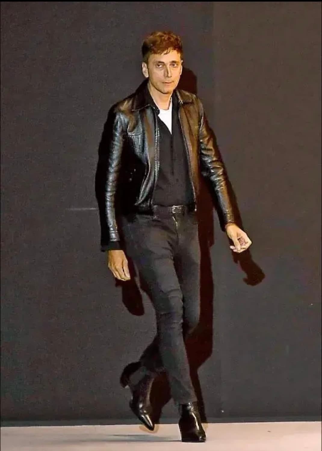 셀린느 첼시부츠42사이즈 팝니다 상품이미지1