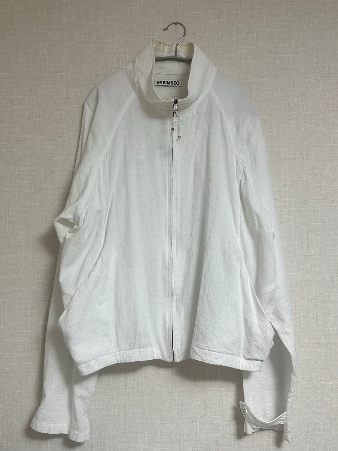 Hyeinseo trim zip up 상품이미지4